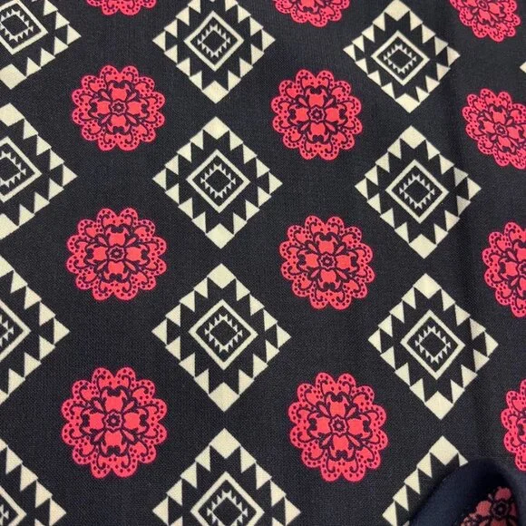 Justify Sleeveless Fit & Flare Dress Geometric Print Navy Pink - Picture 6 of 7